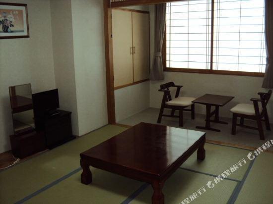 HOTEL RISHIRI 9/15