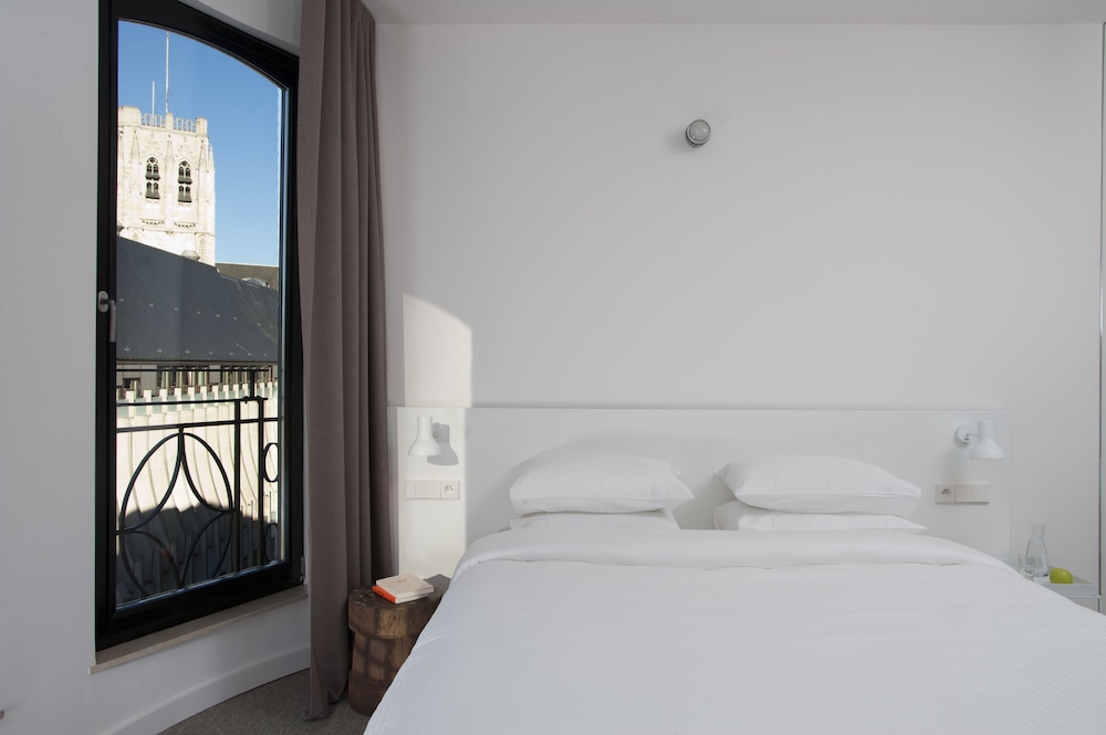 9Hotel Central 16/46