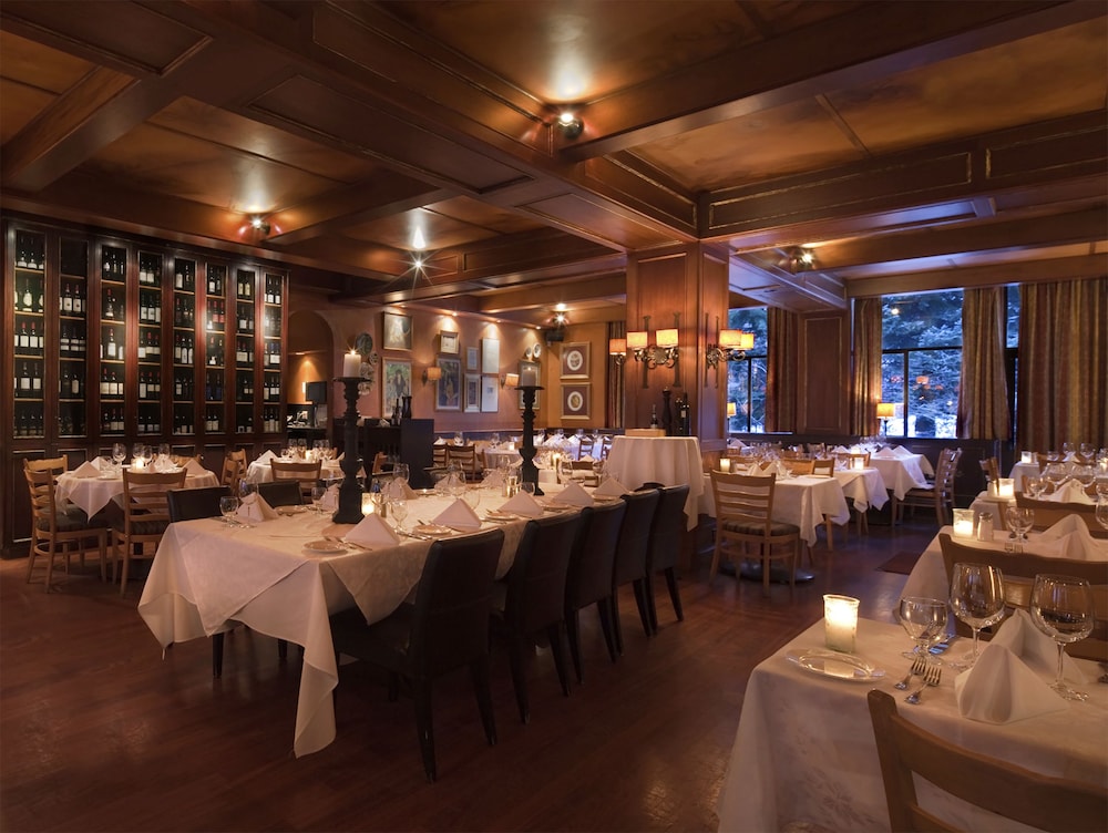 Executive Inn At Whistler Village 44/51