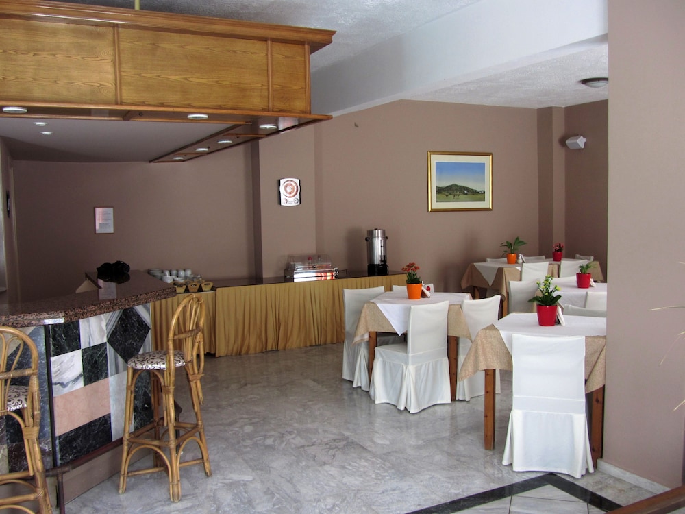 Petra Hotel 52/59