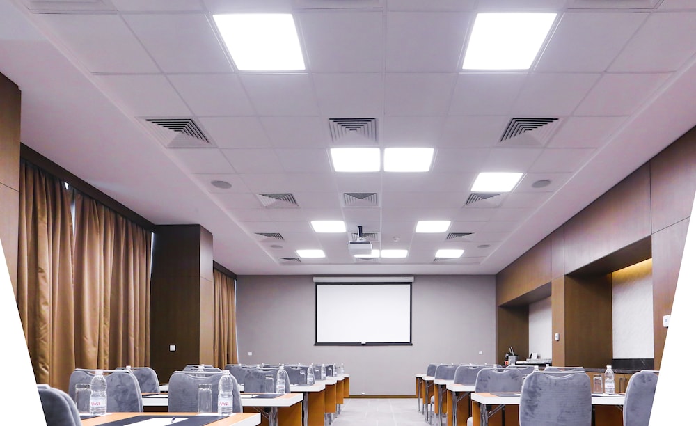 RADISSON BLU HOTEL, ABIDJAN AIRPORT 65/74