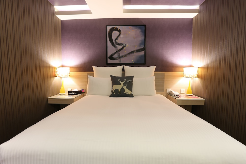 V One Vogue Hotel 22/50