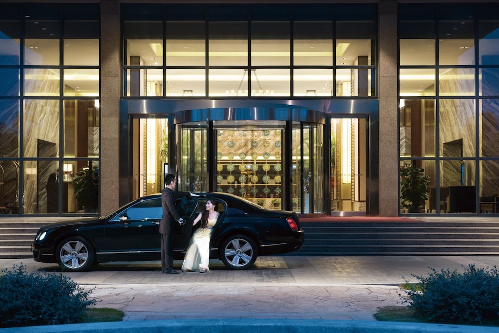 Jinling Riverside Hotel 33/39