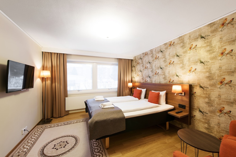 Naran Hotell 11/30