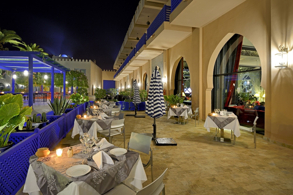 Adam Park Marrakech Hotel & Spa 72/84