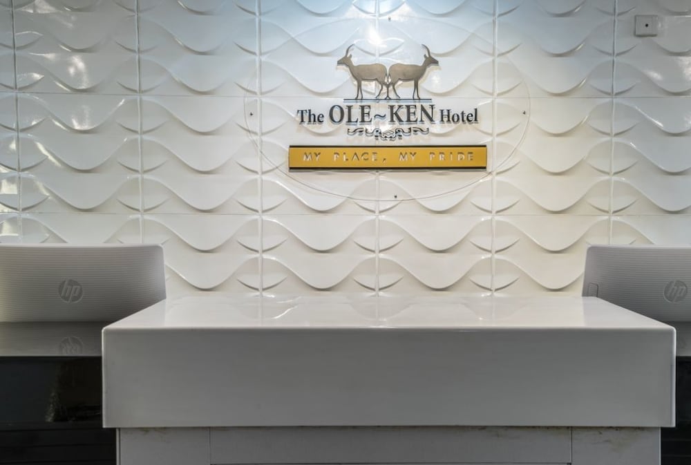 The Ole-Ken Hotel 8/50
