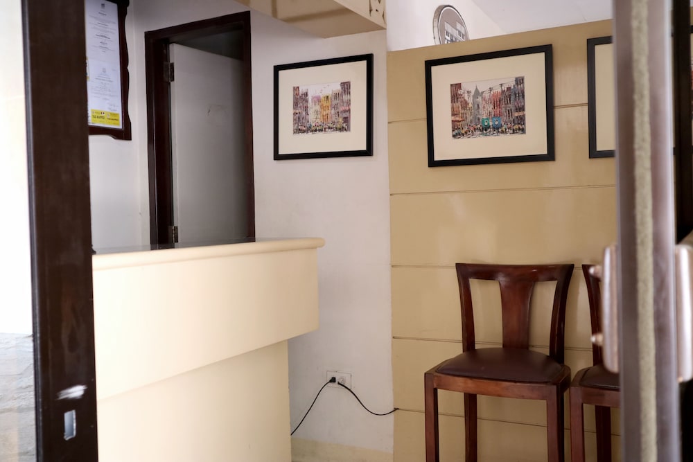 Metro Vigan Inn 54/70
