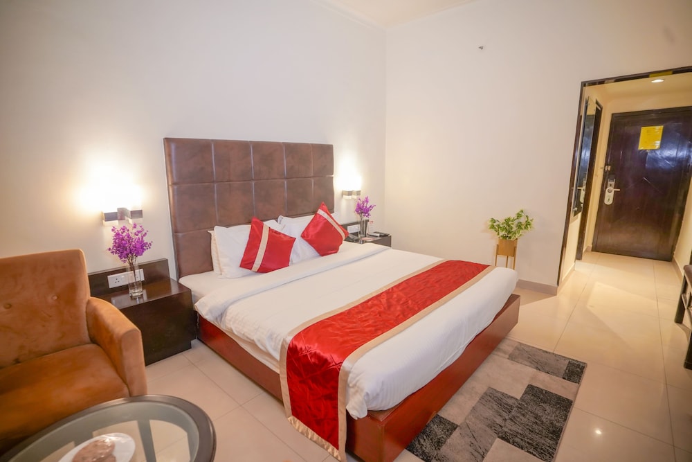 Hotel Swarn Towers 17/50