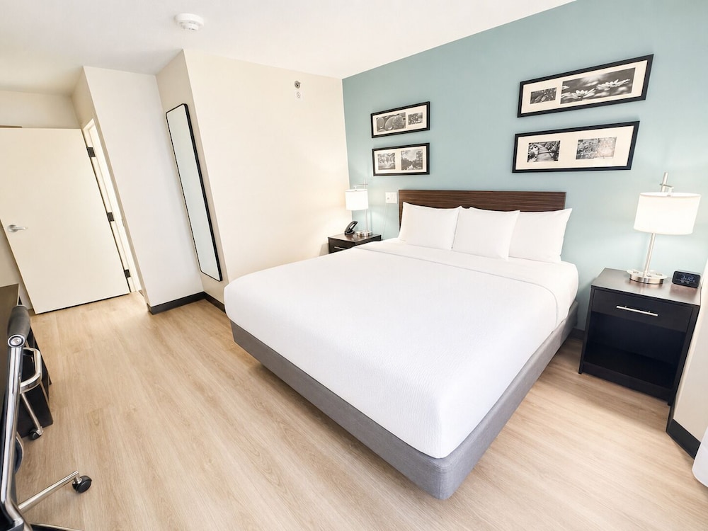Room, King Bed, Accessible