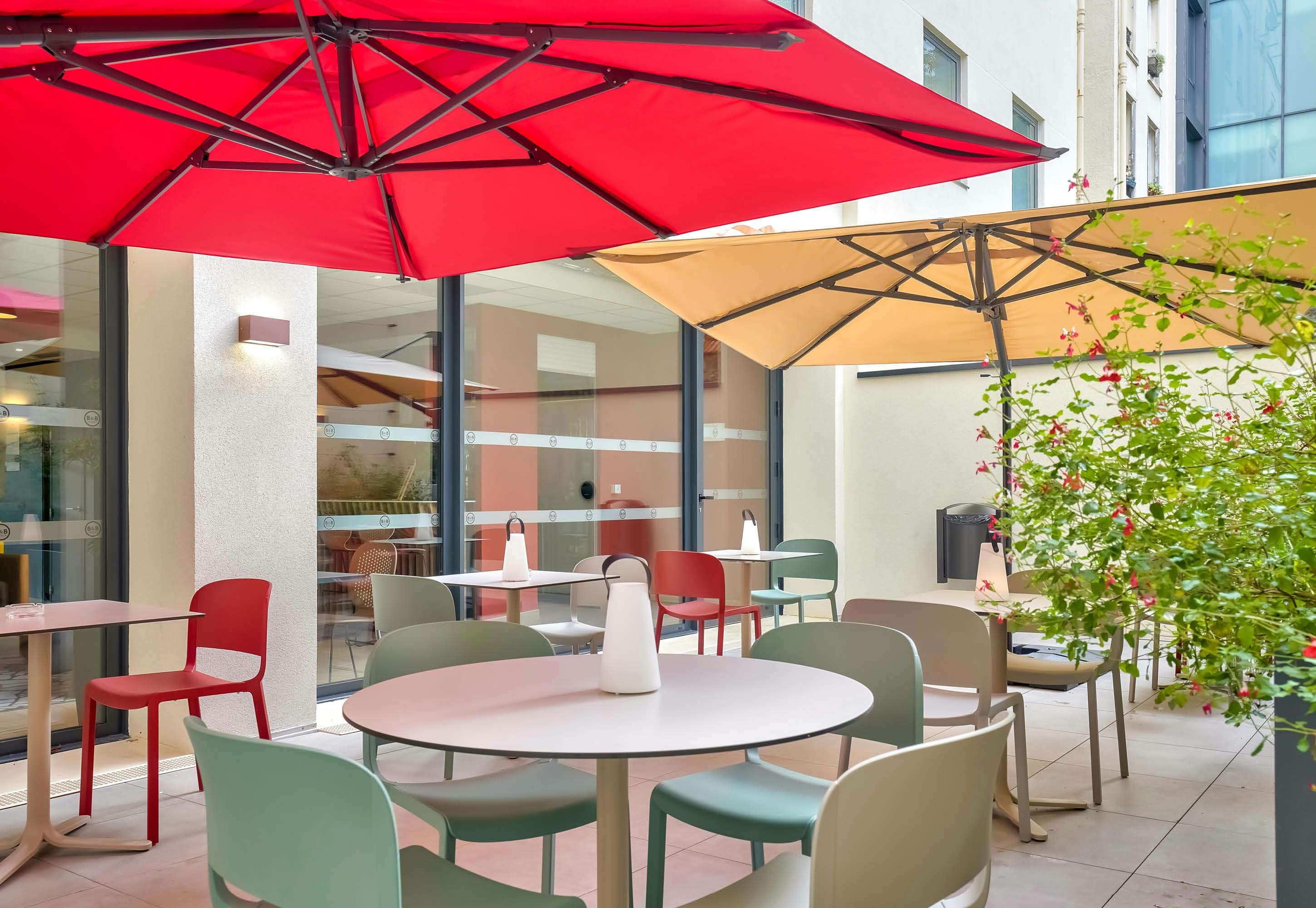B&B HOTEL Paris Porte d Orleans 39/49