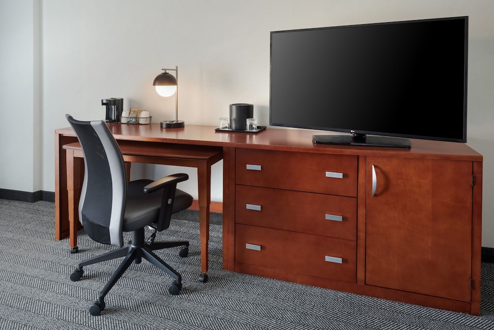 Courtyard by Marriott New Carrollton 30/45
