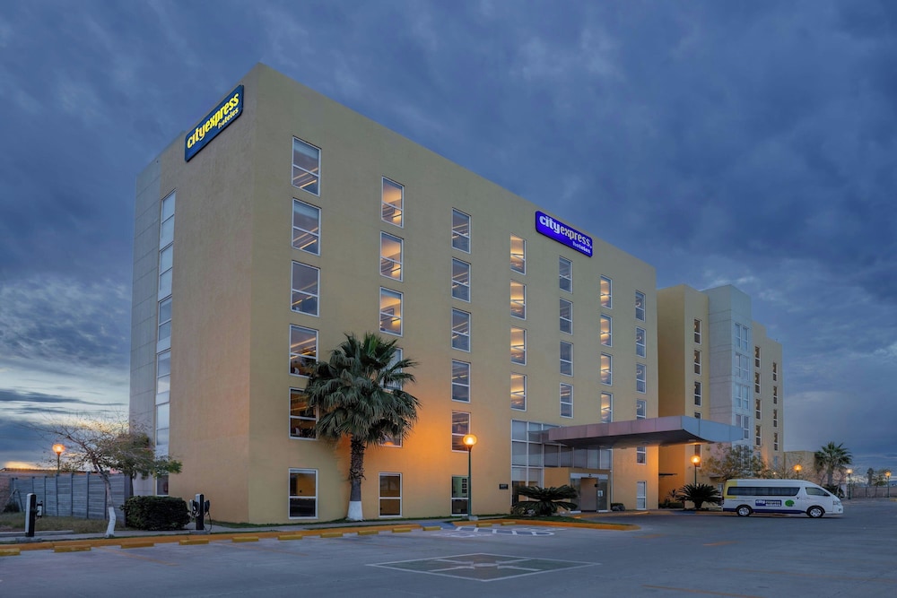 City Express by Marriott Durango 3/50