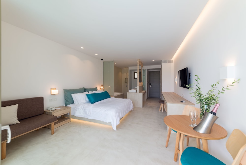 Tsamis Zante Suites 30/86