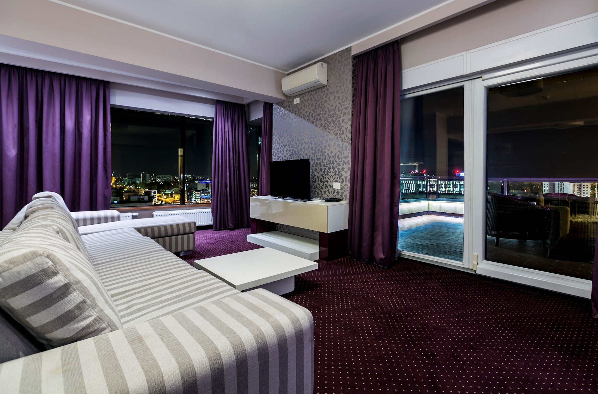 PENTHOUSE, APARTMENT