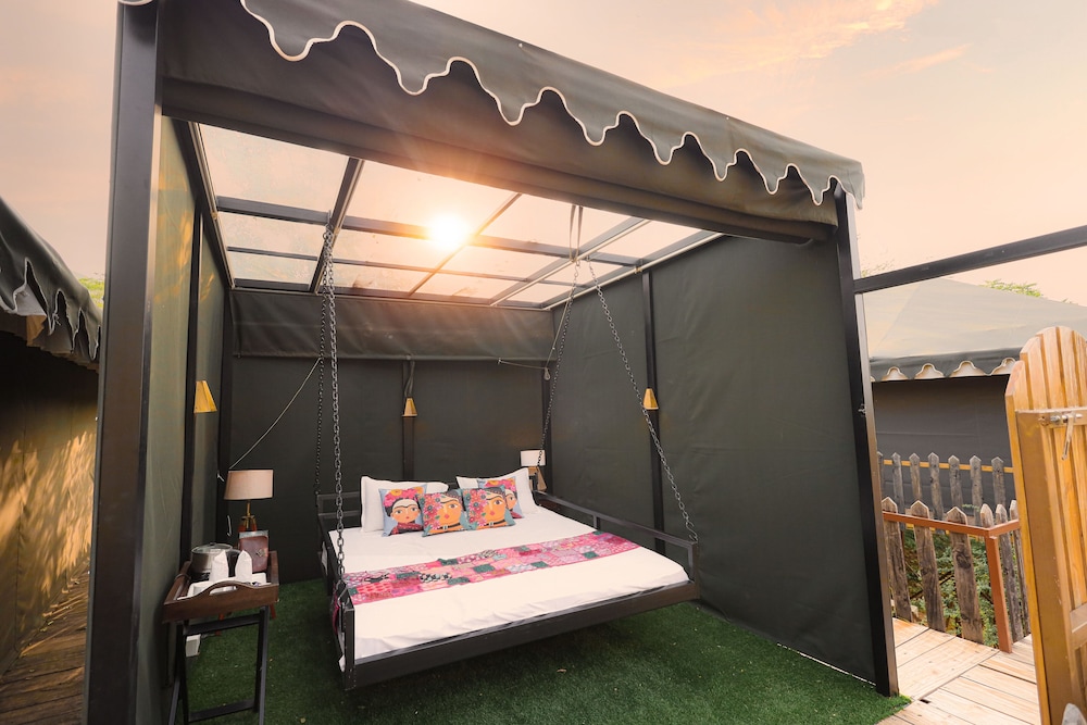 1 BEDROOM, EXCLUSIVE, TENT, BALCONY