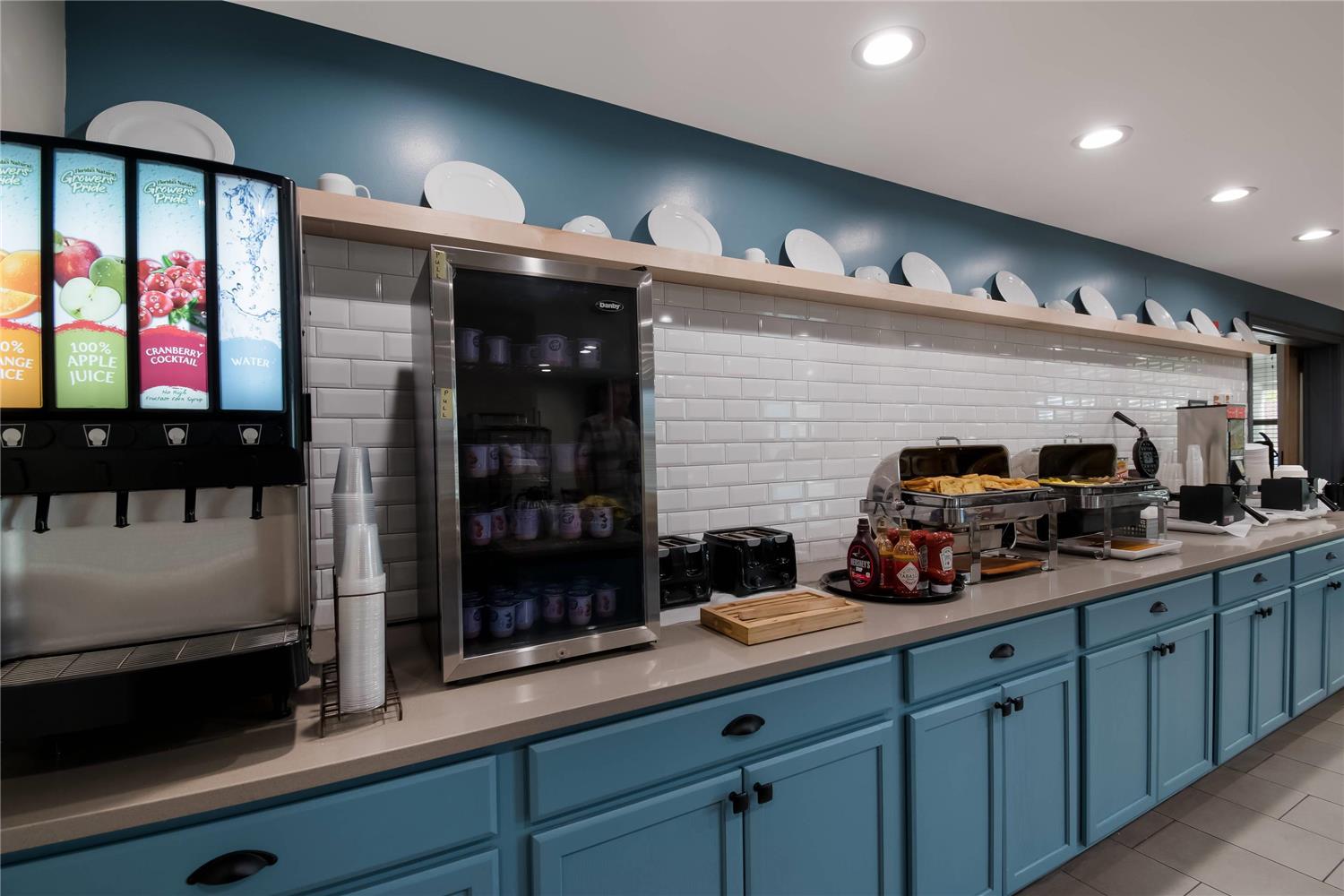 Country Inn & Suites by Radisson, Harrisburg Northeast - Hershey 7/21