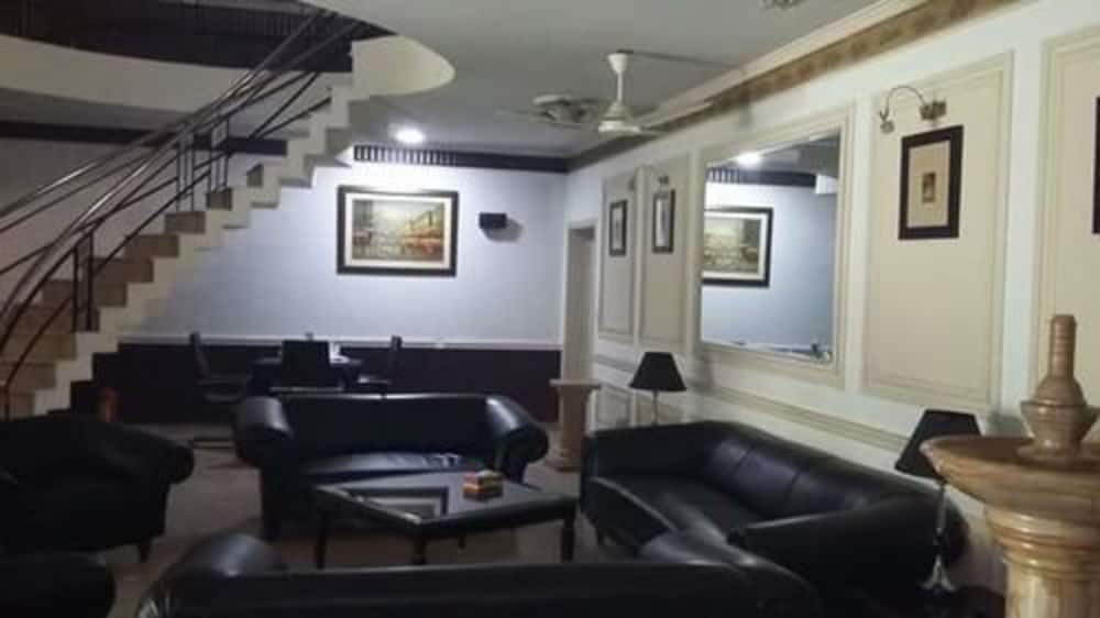 Ashiana Hotel 14/27