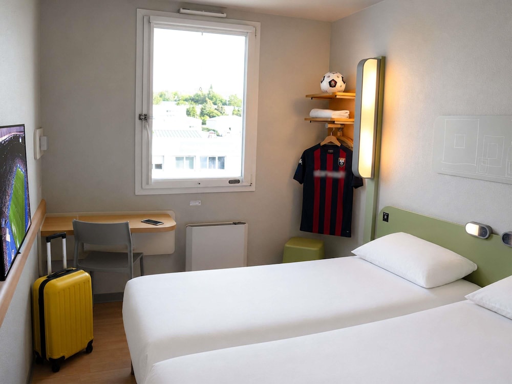 Ibis Budget Caen Porte De Bretagne 13/46