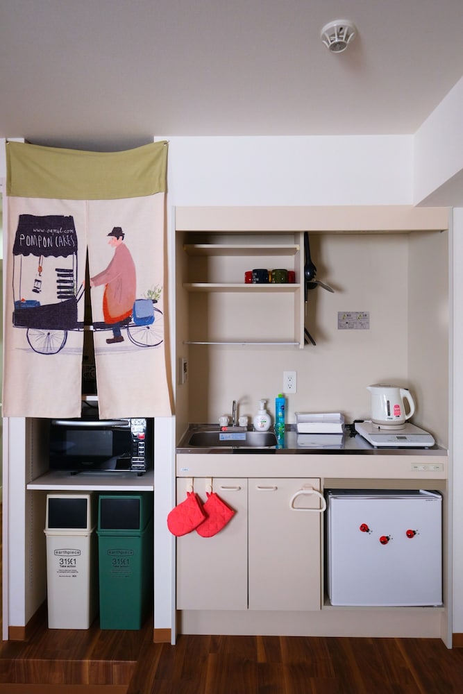 Rooms 10/50