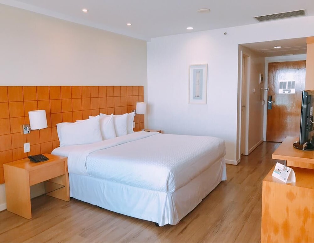 Mercure Macae Hotel 28/77