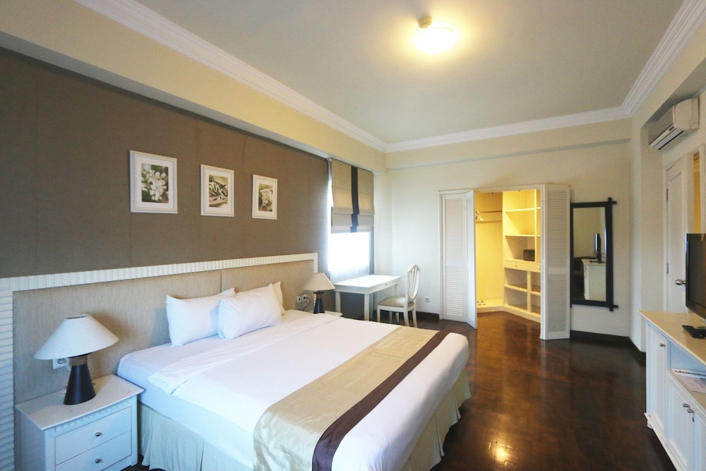 Java Paragon Hotel And Residences 23/76