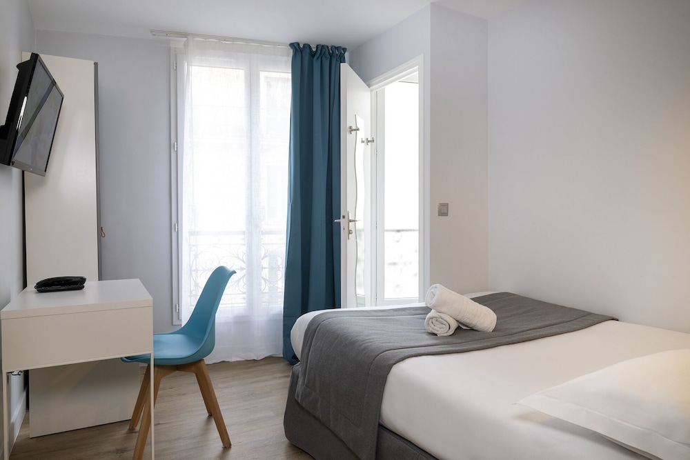 HOTEL PARIS LEGENDRE 9/51
