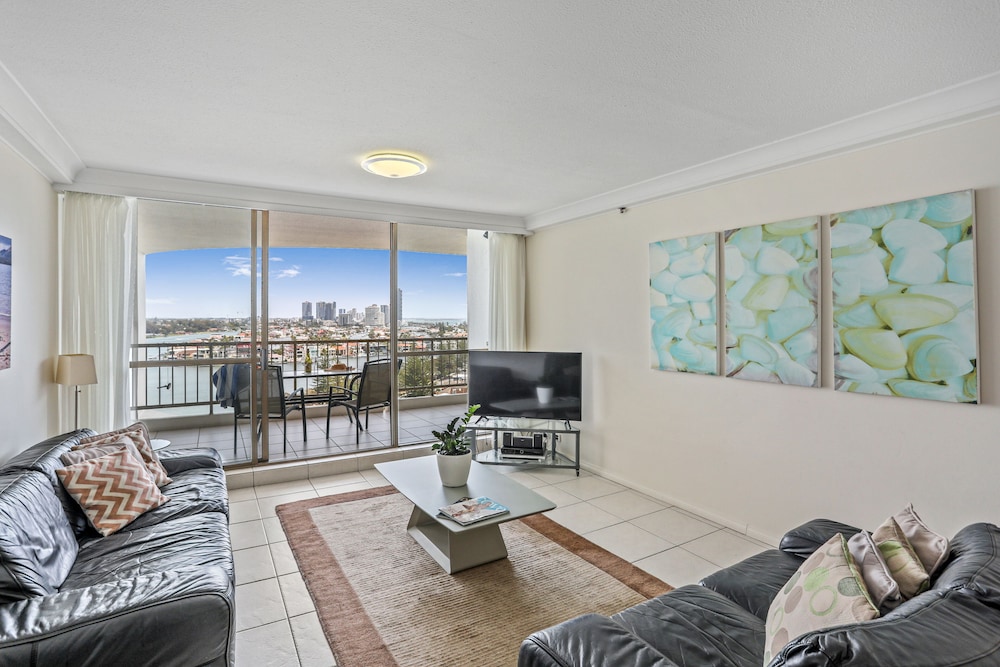 Spectrum Apartments 29/41