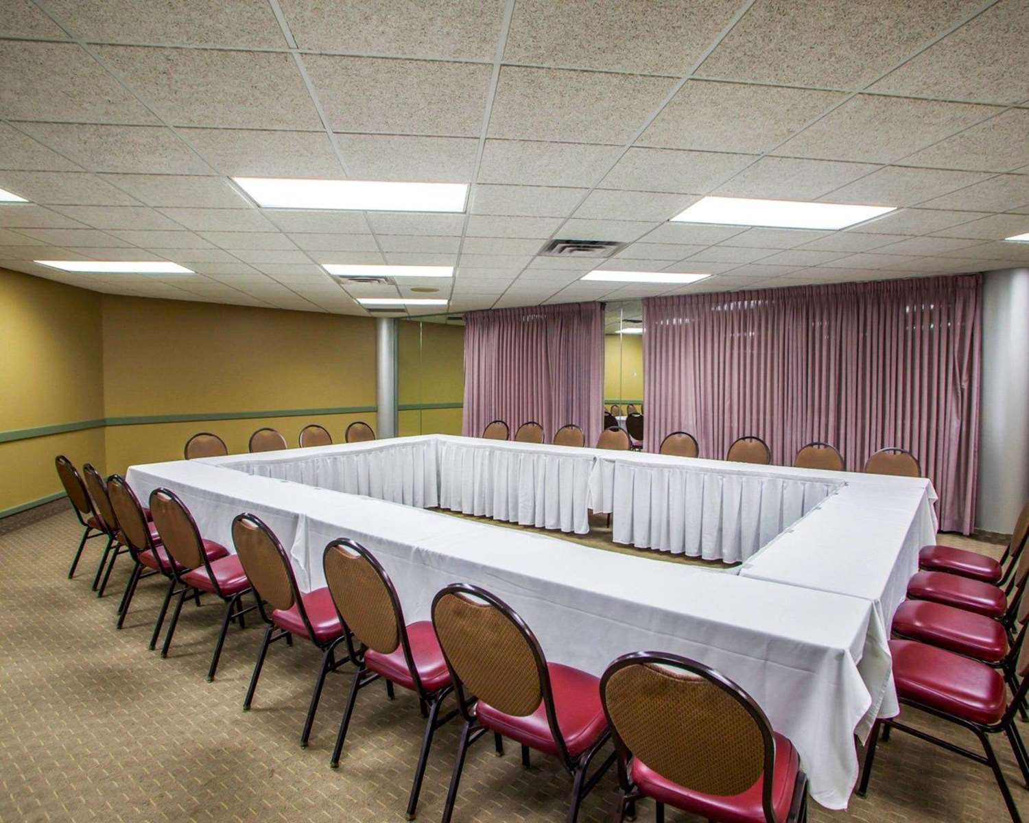 restaurant cafeteria