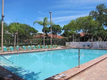Shorewalk Vacation Villas 17/45