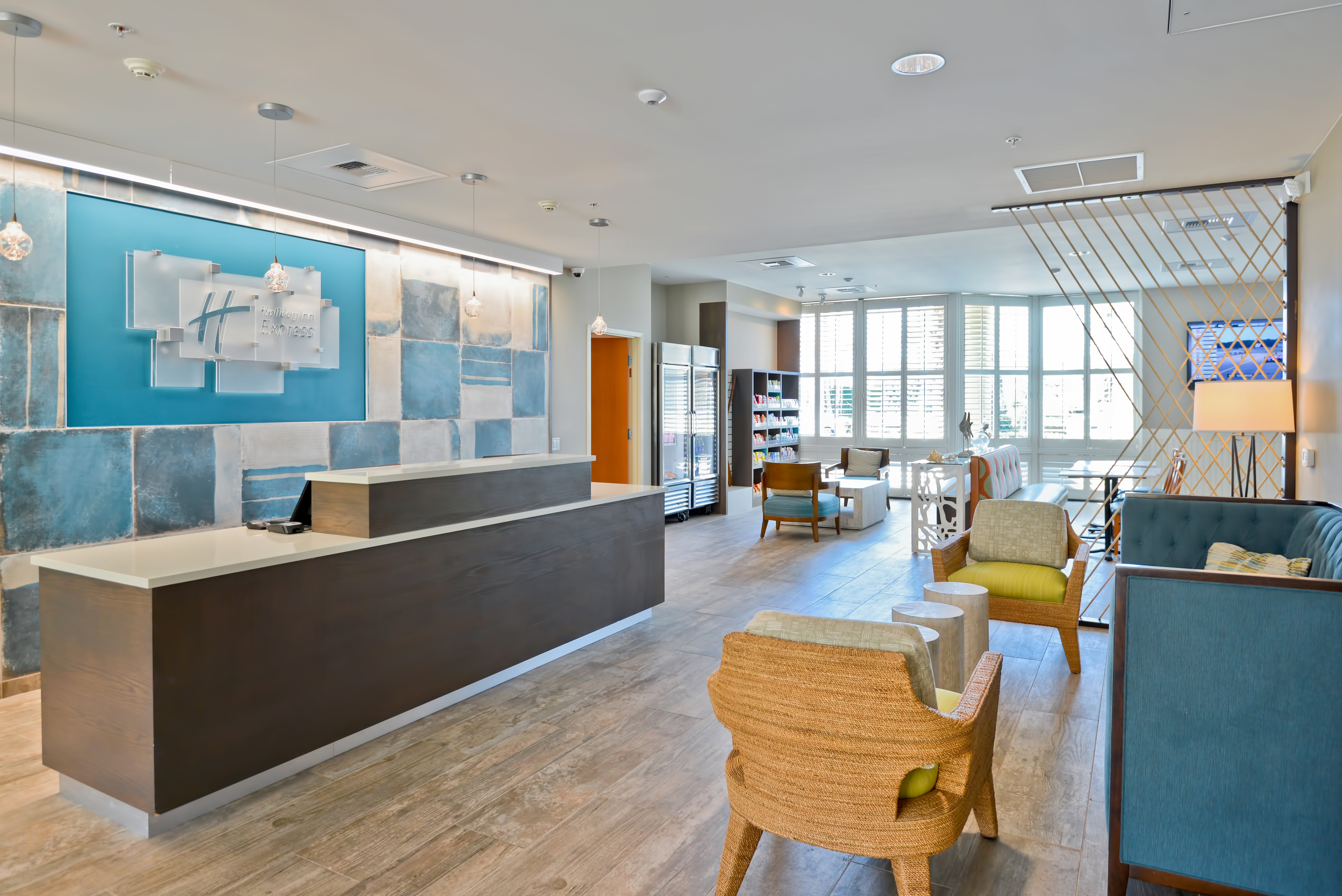 Holiday Inn Express Newport Beach 12/57