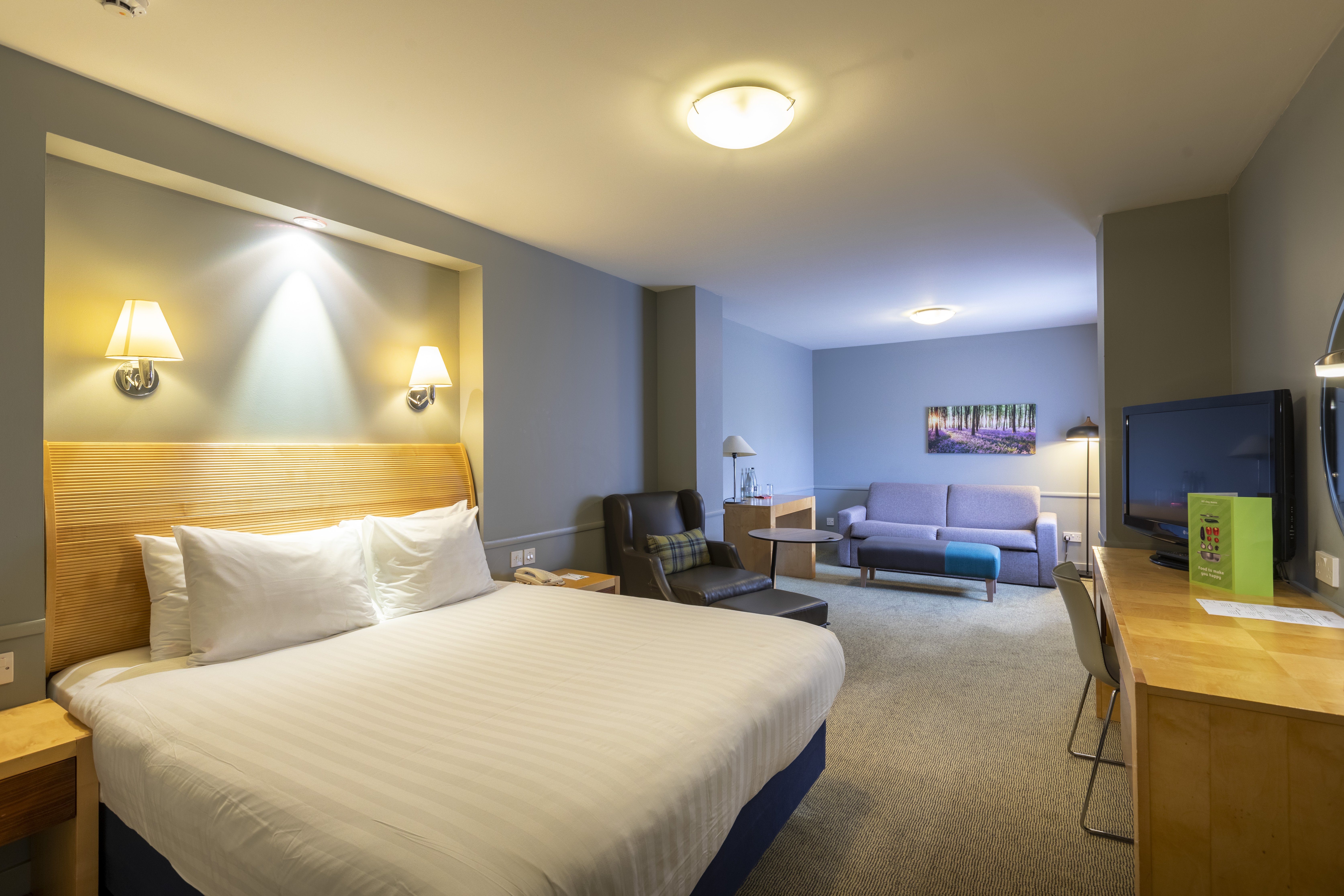 Holiday Inn Guildford 27/71