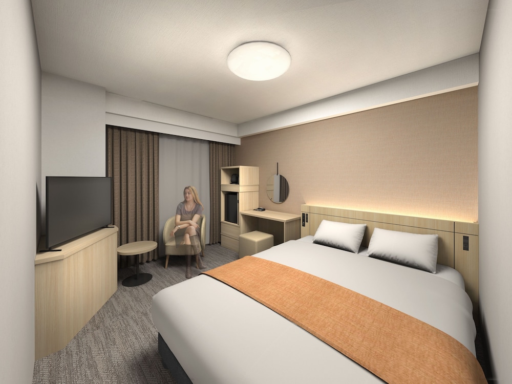 Moderate, Queen Bed