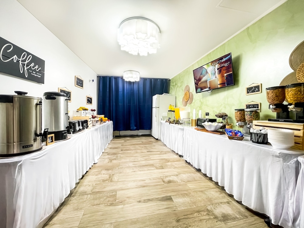 Ocean Sound's Hotel 9/17