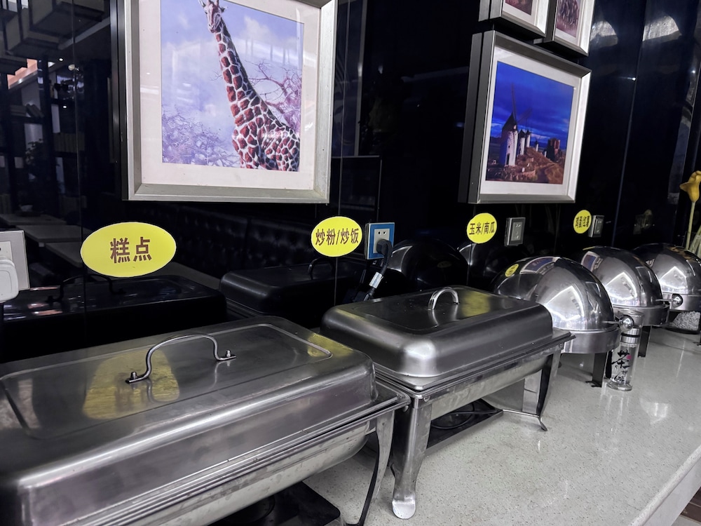 Baiyun Airport Grand Hyaat Airport Hotel - 24-hour Free Shuttle Bus 16/19