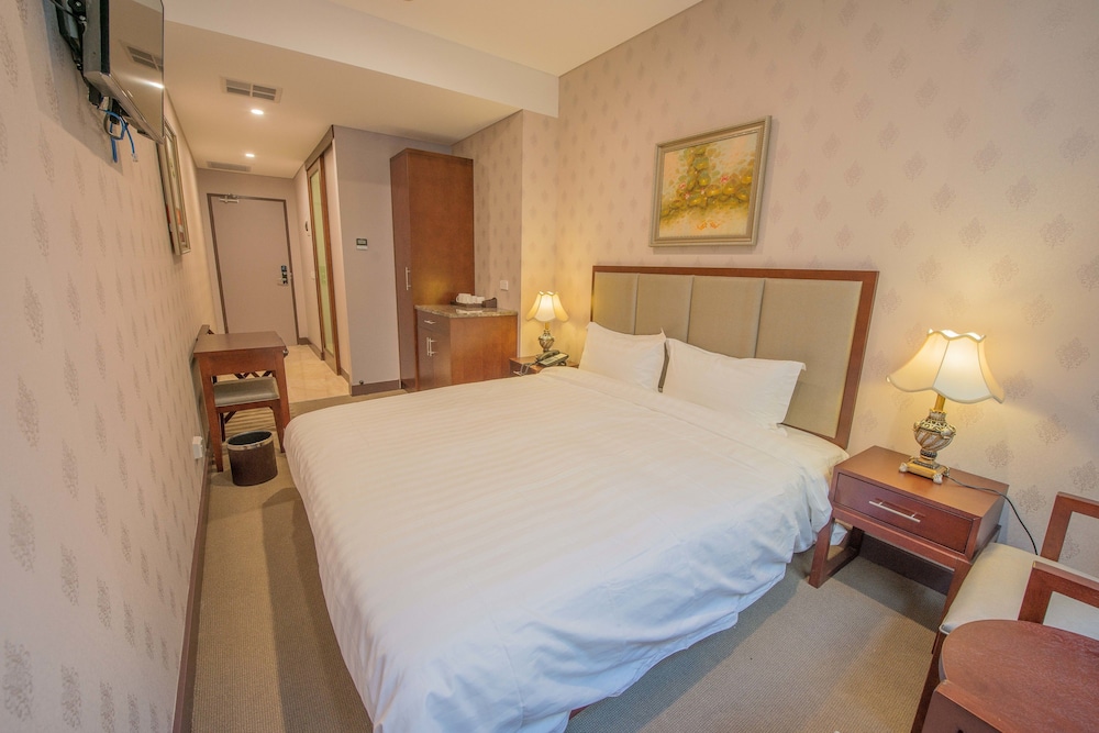 MEGABOOM CITY HOTEL 15/54