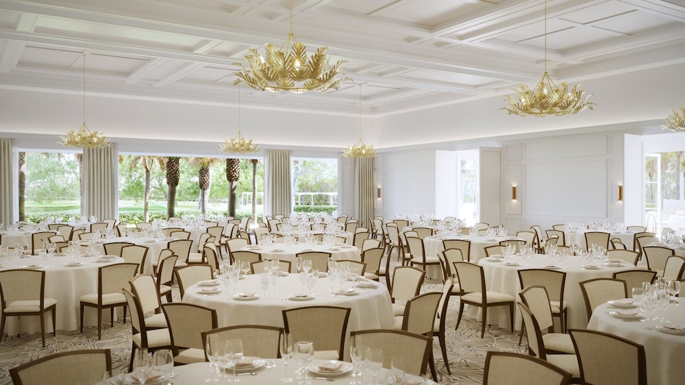 The Naples Beach Hotel and Golf Club 31/46