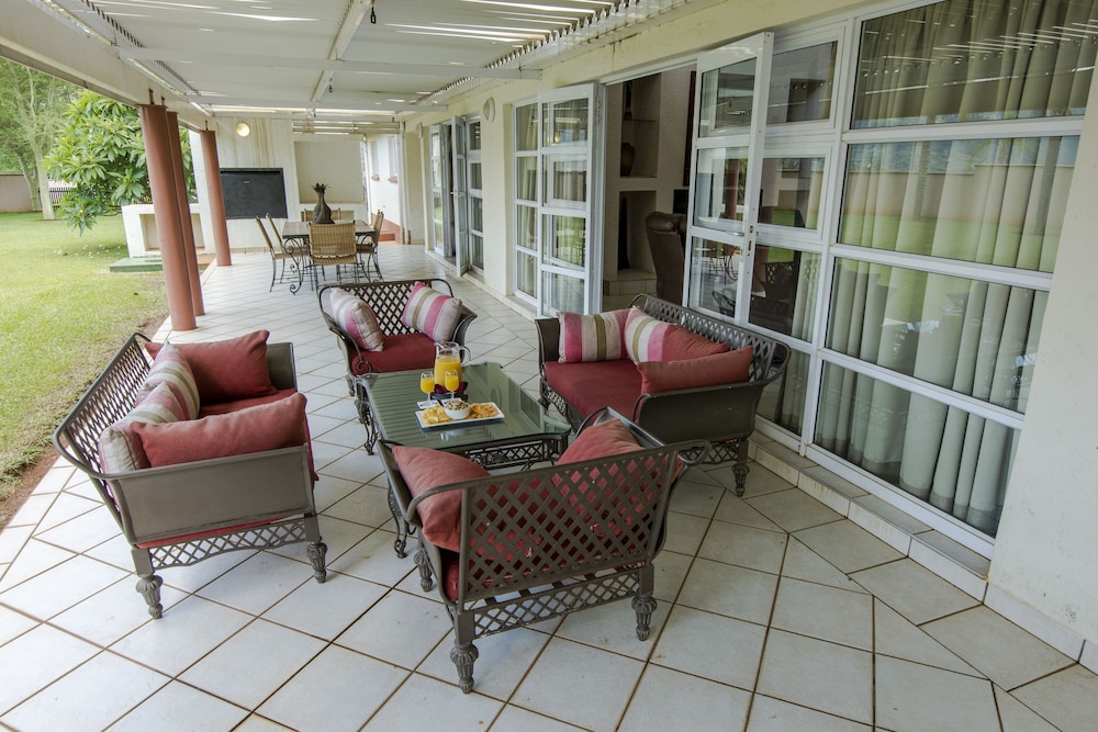 The Royal Villas Swaziland 11/36