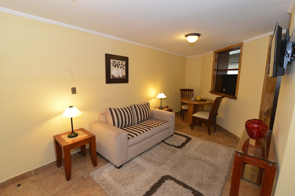 Howard Johnson by Wyndham Rinconada De Los Andes 18/30