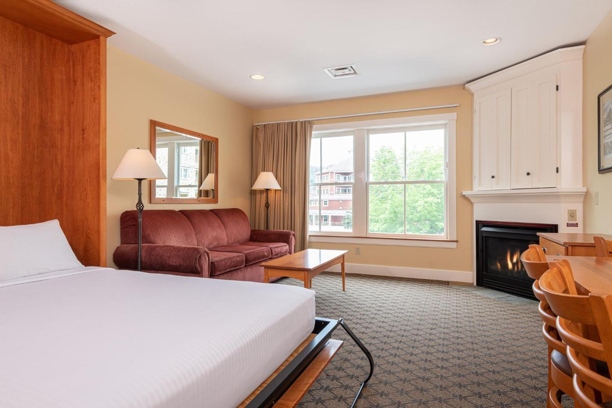 Room, Quadruple