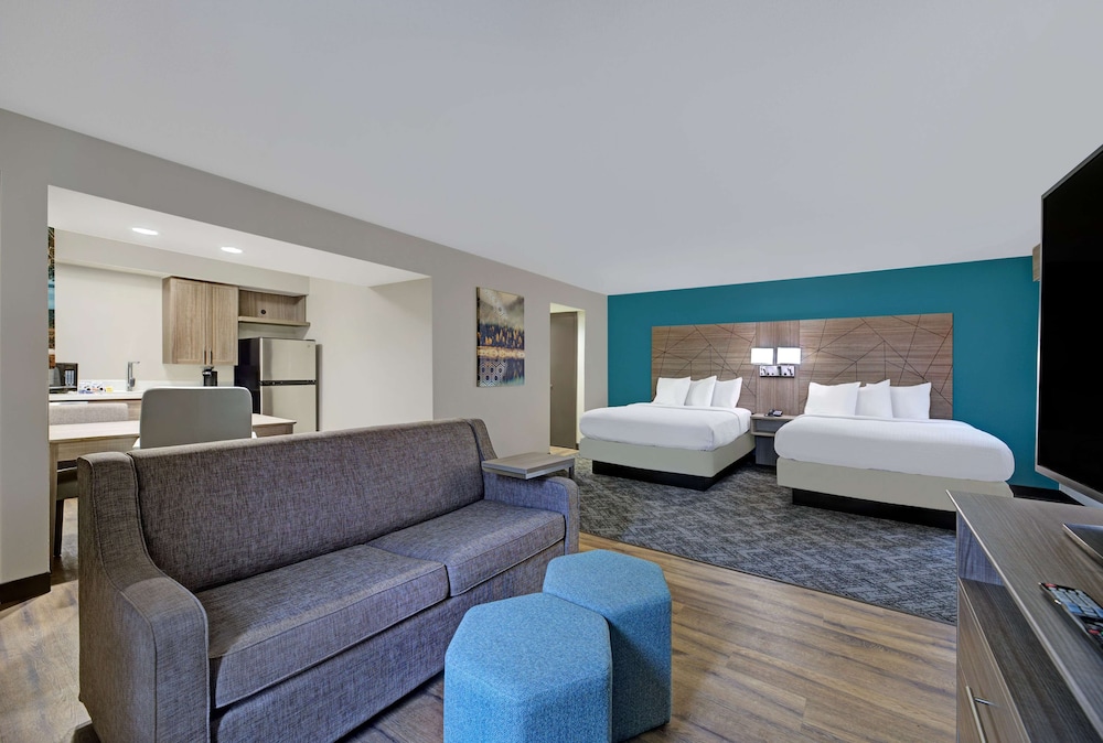 Best Western Fishkill Inn and Suites 31/53