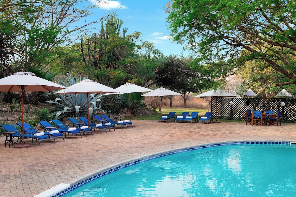 Protea Hotel by Marriott Lusaka Safari Lodge 40/50