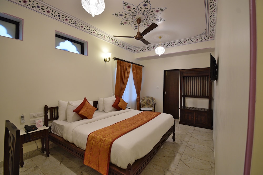 Hotel Umaid Residency 14/34
