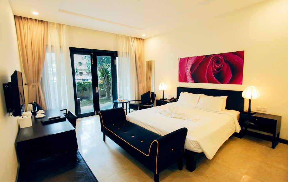 Thanh Binh Riverside Hotel 7/50