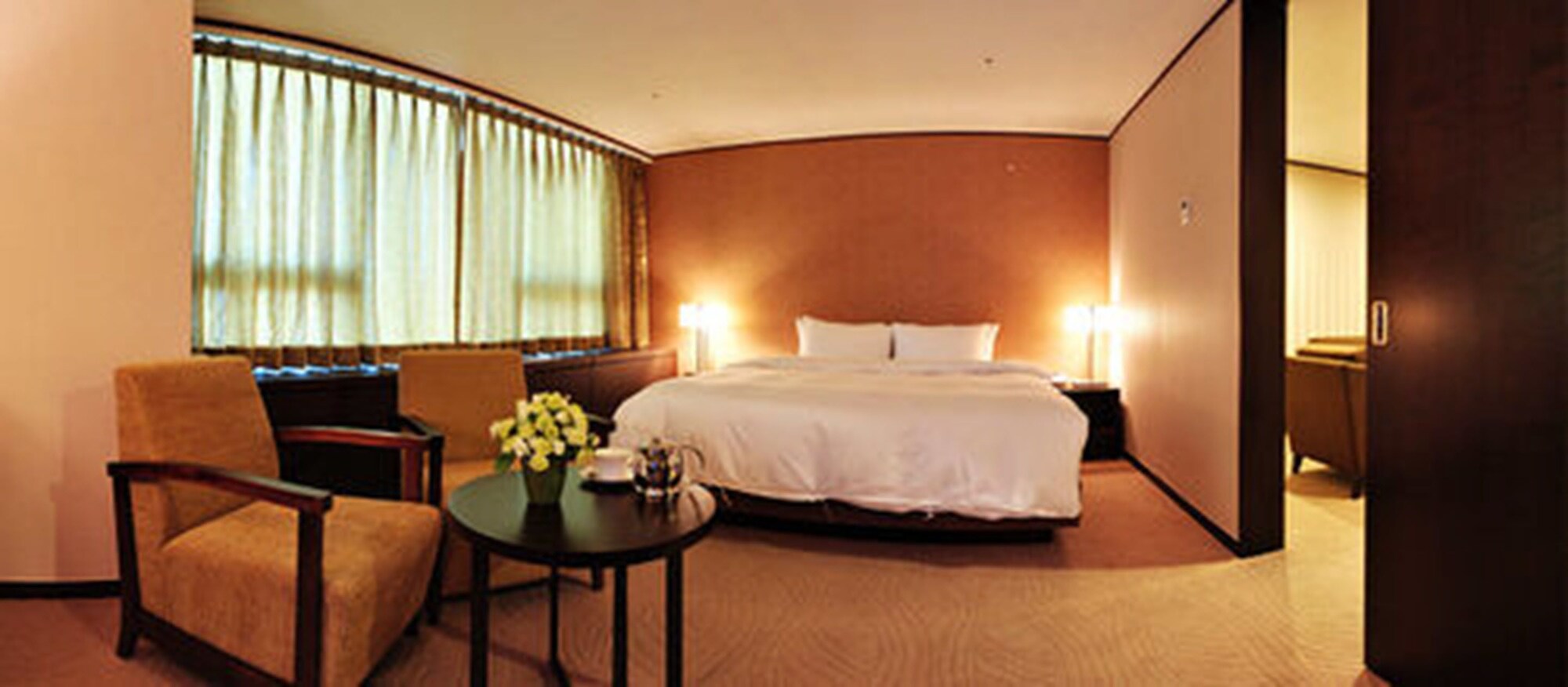 SUITE, DOUBLE BED