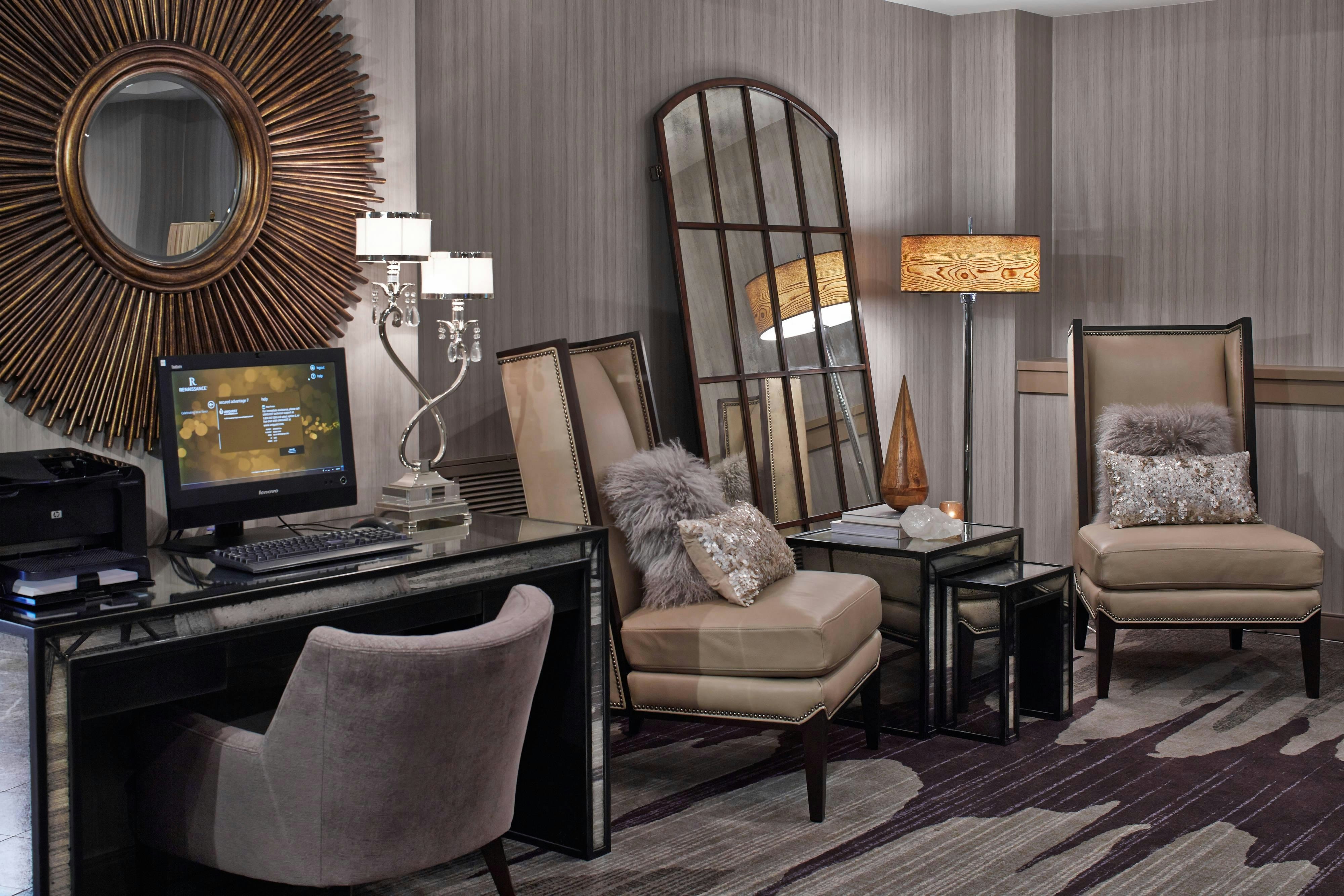 The Del Monte Lodge Renaissance Rochester Hotel Spa 12/34