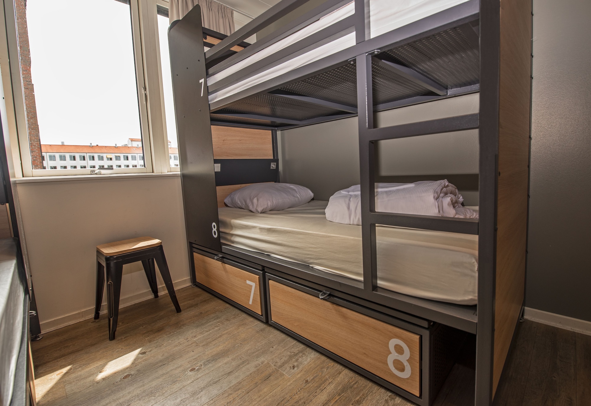 Bed in 6-bed Shared Dormitory B6P