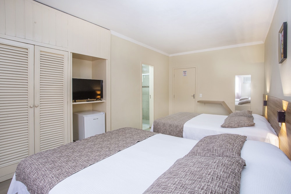 Hotel Saveiros 14/70