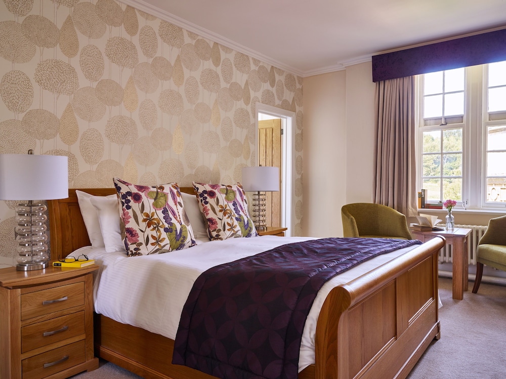 Dumbleton Hall Hotel 20/73