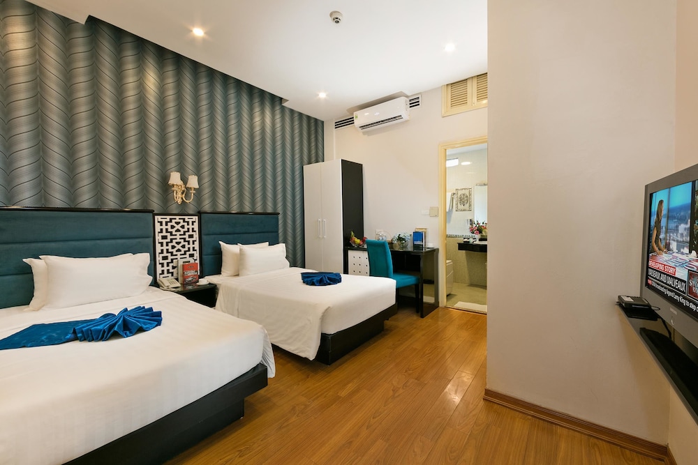 Diamond Legend Hotel 31/65