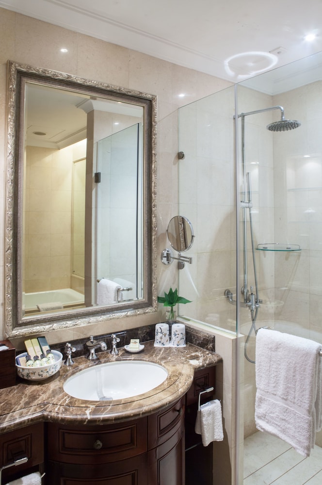 Sky Fortune Boutique Hotel Shanghai 7/33